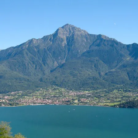 Locazione Turistica Casa Uni Ca Apartment Colico