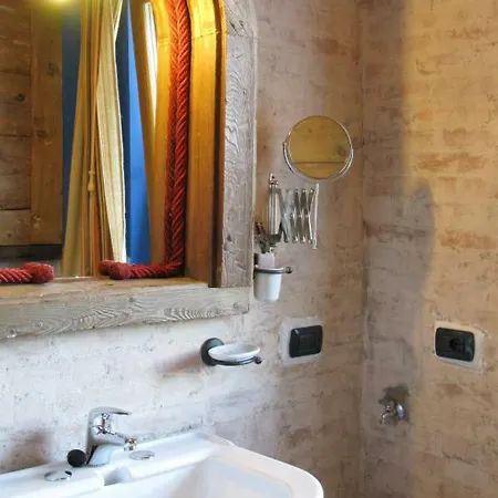 Locazione Turistica Casa Uni Ca Apartment *