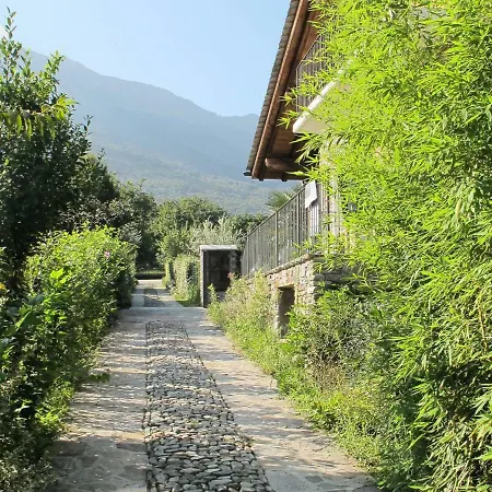Locazione Turistica Casa Uni Ca Apartman Colico